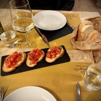 Il Bargello - Bars Near Me - Siena, SI
