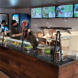 Roll On In - Maineville - Serving line