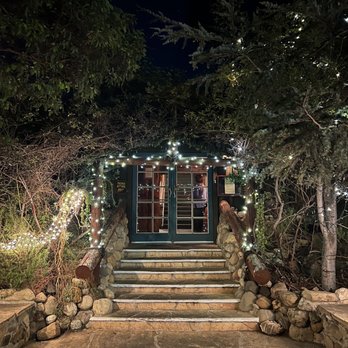 Saddle Peak Lodge - Entrance - New American Near Me - Calabasas, California Saddle Peak Lodge - Entrance - New American Near Me - Calabasas, California