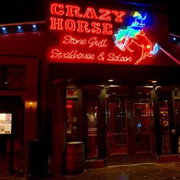 Crazy Horse (exterior)