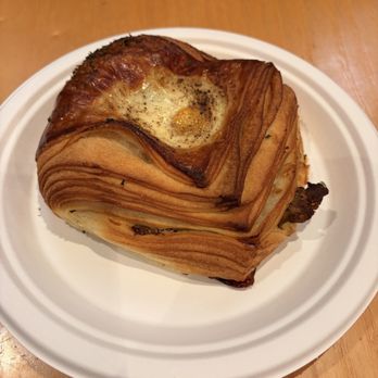 D'Andrews Bakery & Cafe - Bakeries Near Me - Nashville, Tennessee