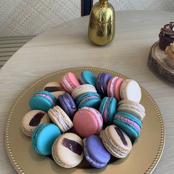 La Tour Cafe - The assortment of macaroons that we ordered. (Coffee, fruity pebbles, sweet potato, blueberry cheesecake, strawberry cheesecake Macaron). - Cafes Near Me - Honolulu, Hawaii