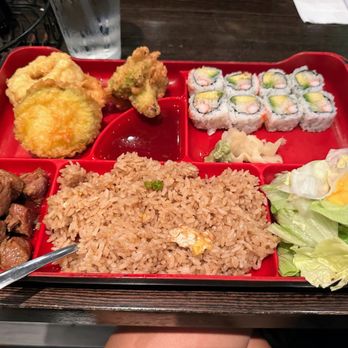 Sushi House 2 - Lunch box with steak - Sushi Bars Near Me - Jacksonville, Florida Sushi House 2 - Lunch box with steak - Sushi Bars Near Me - Jacksonville, Florida