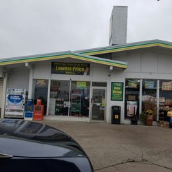 Kwik Fill Geneva Truck Stop - More like slo fill