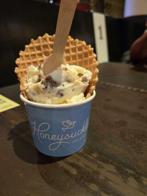 Honeysuckle Gelato Ponce City Market by null