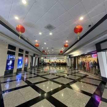 Hong Kong Plaza - Shopping Centers Near Me - Rowland Heights, California Hong Kong Plaza - Shopping Centers Near Me - Rowland Heights, California