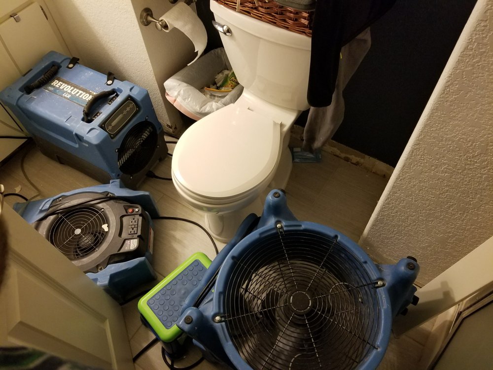 Slide of Roto-Rooter Plumbing & Water Cleanup