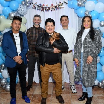 Grooming by Gio - TOOD EL EQUIPO DE ADONIS PET GROOMING SERA UN PLACER ATENDERLES - Pet Groomers Near Me - Corona, New York Grooming by Gio - TOOD EL EQUIPO DE ADONIS PET GROOMING SERA UN PLACER ATENDERLES - Pet Groomers Near Me - Corona, New York