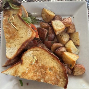 Portage Bay Cafe - 65th - BLT - Breakfast & Brunch Near Me - Seattle, Washington Portage Bay Cafe - 65th - BLT - Breakfast & Brunch Near Me - Seattle, Washington