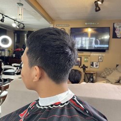 Billy's Barbershop - Before