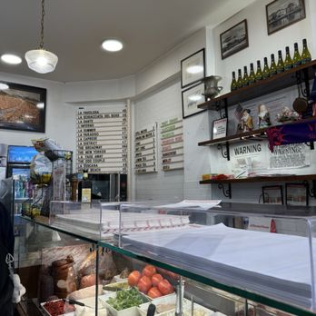 All’Antico Vinaio - Inside - Italian Near Me - New York, New York All’Antico Vinaio - Inside - Italian Near Me - New York, New York