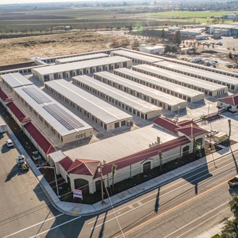 Master Storage 365 - Self Storage Near Me - Reedley, California
