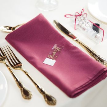 Harutyunyan Events - My place settings were microscope slides! Brilliant. - Wedding Planning Near Me Harutyunyan Events - My place settings were microscope slides! Brilliant. - Wedding Planning Near Me