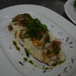 Gasthaus Forsthaus Schierenberg - Seeteufel Saltimbocca mit Pfifferlingsrisotto und Pesto Verde