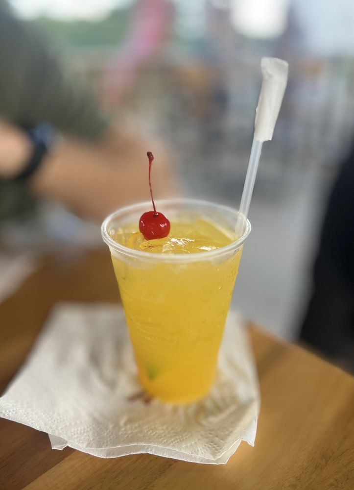 EL Caney Restaurant & Bar