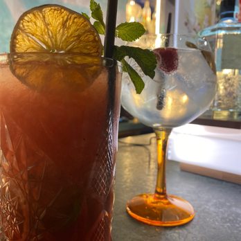 Ella Sky Bar - Restaurants Near Me - Madrid, M