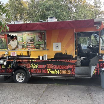 Tacos El Bronco Cart - Food Trucks Near Me - Brooklyn, New York Tacos El Bronco Cart - Food Trucks Near Me - Brooklyn, New York