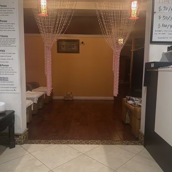 Massage Palace - Entrance - Massage Near Me - Rancho Cucamonga, California Massage Palace - Entrance - Massage Near Me - Rancho Cucamonga, California