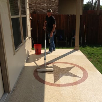 Austin Epoxy Floors - Laying the final coat of epoxy on it. - Flooring Near Me Austin Epoxy Floors - Laying the final coat of epoxy on it. - Flooring Near Me