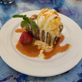 Geoffrey's Malibu - Warm Marbled Brioche Bread Pudding
With a Caramel Bourbon Sauce and Vanilla Bean Ice Cream - Seafood Near Me - Malibu, California Geoffrey's Malibu - Warm Marbled Brioche Bread Pudding
With a Caramel Bourbon Sauce and Vanilla Bean Ice Cream - Seafood Near Me - Malibu, California
