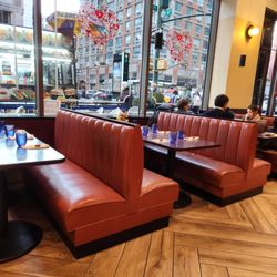 Carnegie Deli - Looking out onto the street from where I was sitting at the Carnegie Delli.
