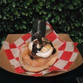 BomboBar - S'mores Bomboloni - Desserts Near Me - Chicago, Illinois BomboBar - S'mores Bomboloni - Desserts Near Me - Chicago, Illinois