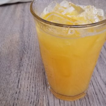 Strada Café - Fresh squeezed oj, pulp included. - Coffee & Tea Near Me - Paris, 75 Strada Café - Fresh squeezed oj, pulp included. - Coffee & Tea Near Me - Paris, 75