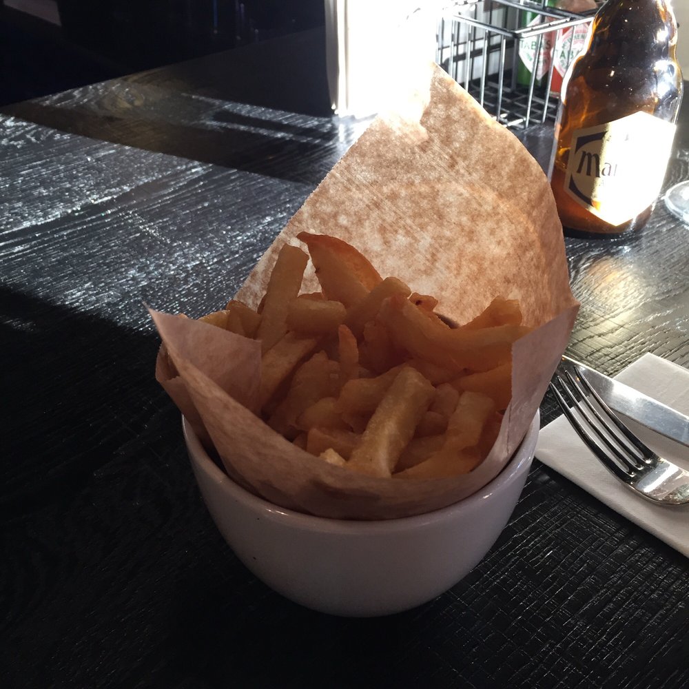 Ellis Gourmet Burger - Fries - Burgers Near Me - Maasmechelen, VLI