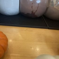 Employees were all on their phones and doing what seemed to be tiktok dances. walked in saw this and canceled my order, yeah no thanks.