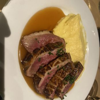 Camille - Duck breast - Bistros Near Me - Paris, 75 Camille - Duck breast - Bistros Near Me - Paris, 75