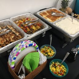Chicken and veggie kabobs, Hawaiin bread and amazing salsa!
