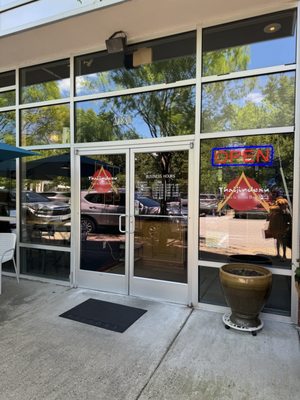 Thaijindesu Thai and Sushi Bar by null