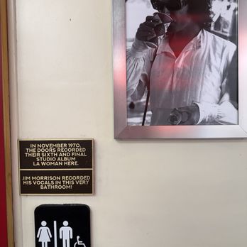 Tail O' The Pup - Great history I had no clue about! - Burgers Near Me - West Hollywood, California Tail O' The Pup - Great history I had no clue about! - Burgers Near Me - West Hollywood, California