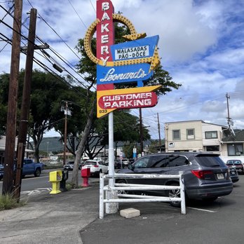 Leonard's Bakery - Bakeries Near Me - Honolulu, Hawaii