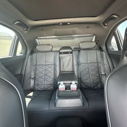 Dekko Luxury Car Services