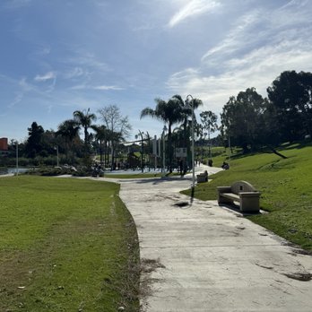 Polliwog Park - New playground by pond - Parks Near Me - Manhattan Beach, California Polliwog Park - New playground by pond - Parks Near Me - Manhattan Beach, California