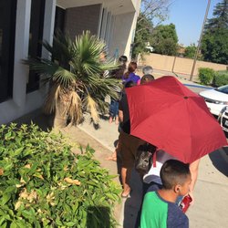US Post Office - Long line 15 minutes before opening for Passport services. :|