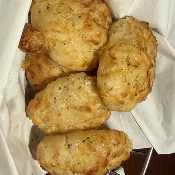 Red Lobster - Cheddar Bay Biscuits - Seafood Near Me - Merrillville, Indiana