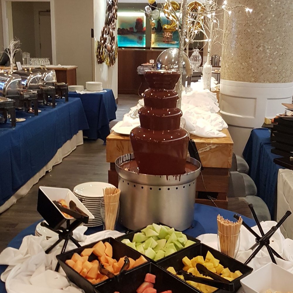 Crave - Buffets Near Me - Richmond Hill, Ontario