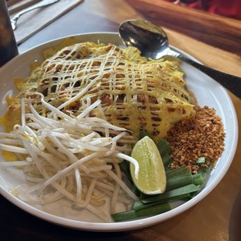 Kin Dee - Pad Thai - Thai Near Me - Bellevue, Washington