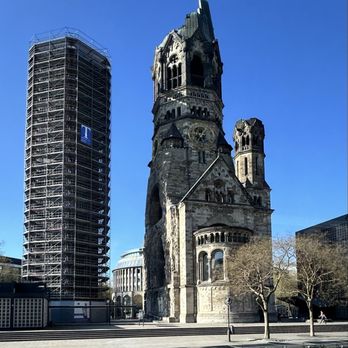 Kaiser-Wilhelm-Gedächtniskirche - Churches Near Me - Berlin, BE