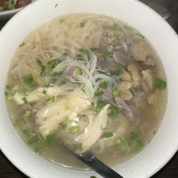 Pho Element - 19 - Chicken Meat and Giblets Noodle Soup - - Ph G Lng M Trng Non - Vietnamese Near Me - San Mateo, California Pho Element - 19 - Chicken Meat and Giblets Noodle Soup - - Ph G Lng M Trng Non - Vietnamese Near Me - San Mateo, California