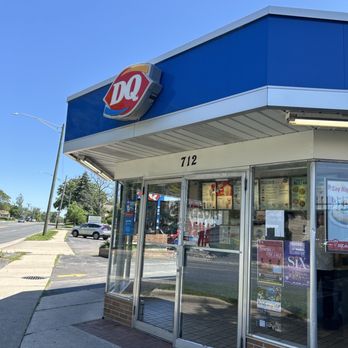 Dairy Queen Ltd Brazier - Ice Cream & Frozen Yogurt Near Me - Mundelein, Illinois Dairy Queen Ltd Brazier - Ice Cream & Frozen Yogurt Near Me - Mundelein, Illinois
