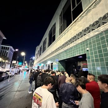 Terra Cotta - Outside line area - Dance Clubs Near Me - Los Angeles, California