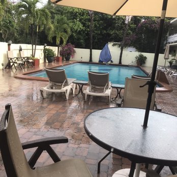 Ocean Lodge - Bed & Breakfast Near Me - Boca Raton, Florida