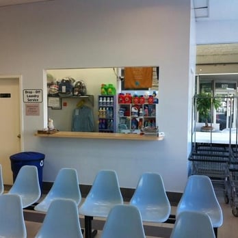 Bubble Laundromat - Siting area - Laundromat Near Me - Falls Church, Virginia Bubble Laundromat - Siting area - Laundromat Near Me - Falls Church, Virginia