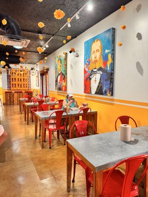 Ro-Ho Pork & Bread - Tortas Ahogadas by null