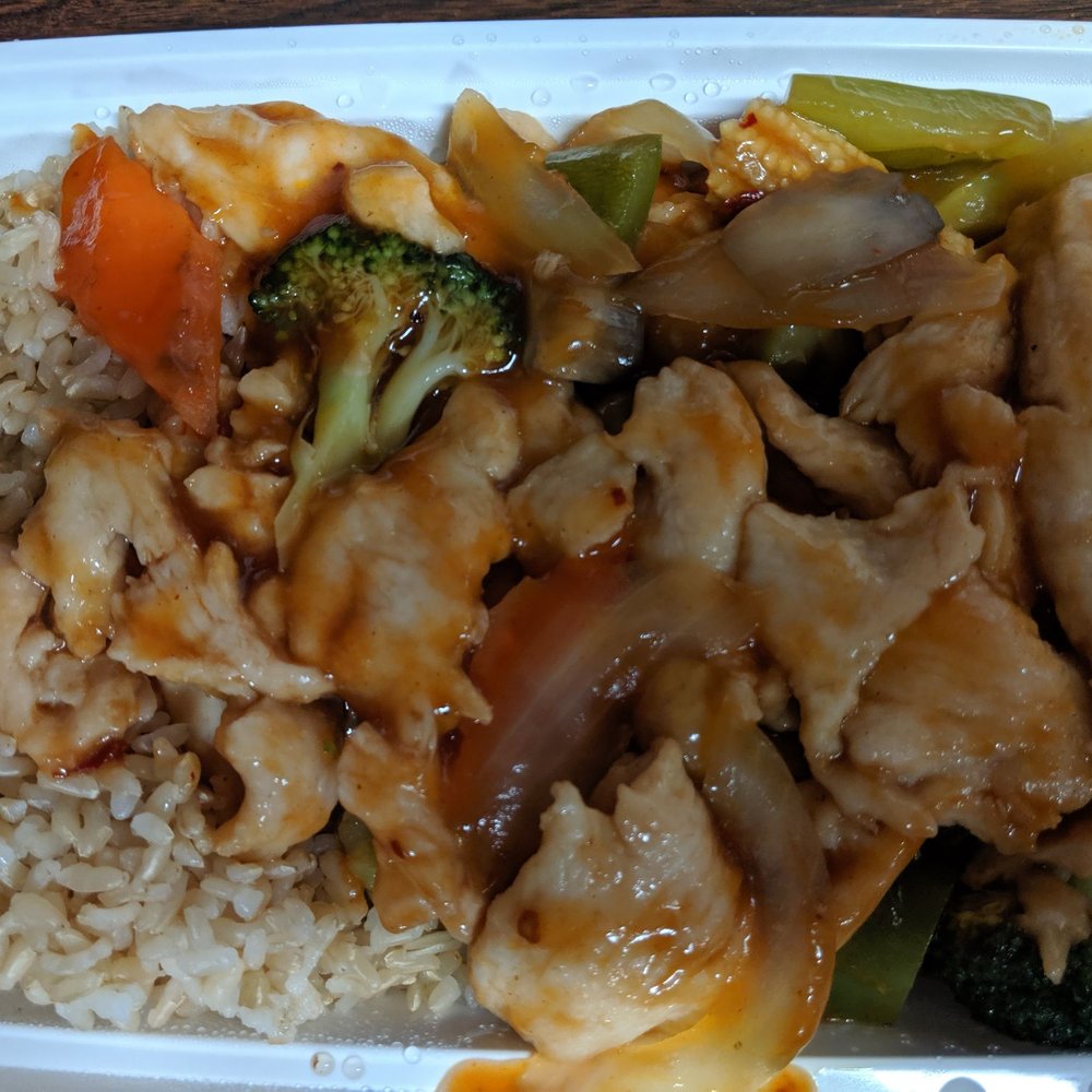 Great Wall Restaurant - Chicken with black bean sauce over brown rice - Chinese Near Me - Bayside, New York Great Wall Restaurant - Chicken with black bean sauce over brown rice - Chinese Near Me - Bayside, New York