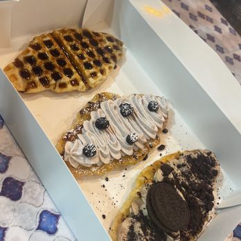 Maison De Croissant - Croissant - Bakeries Near Me - Irvine, California