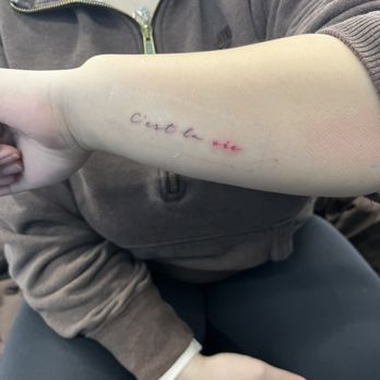 Mateo Studio LA - c'est la vie!! - Tattoo Near Me - Los Angeles, California Mateo Studio LA - c'est la vie!! - Tattoo Near Me - Los Angeles, California